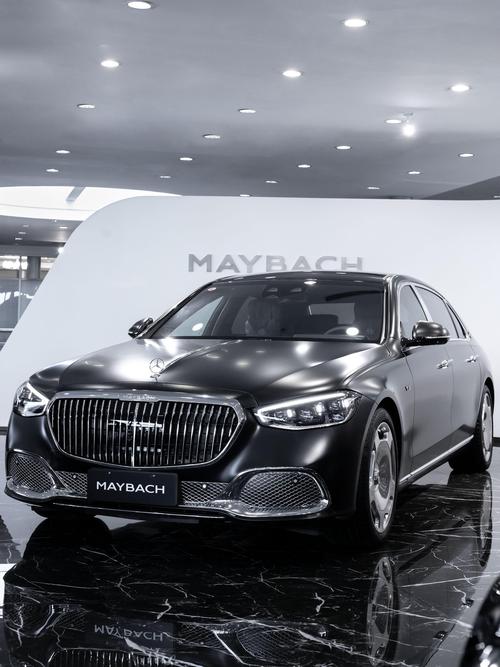 东莞万江区立胜跃企业管理咨询岚图汽车的售后服务让用户无忧出行，迈巴赫未来的豪华车趋势